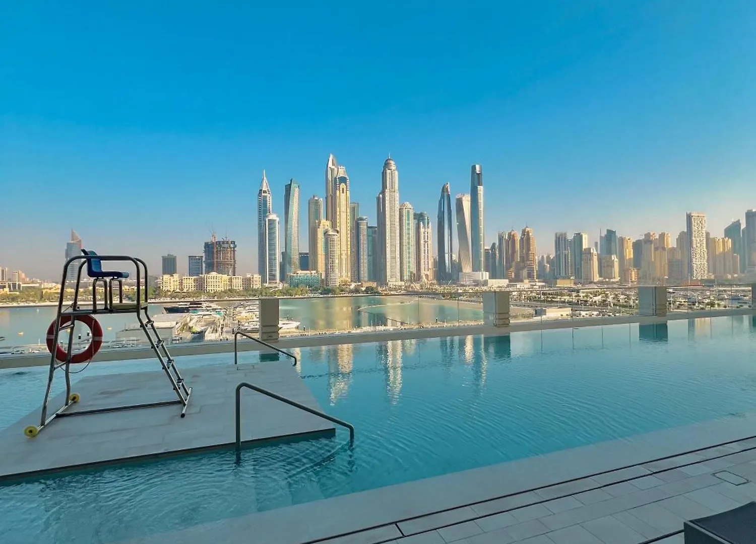 Seaside Lux Retreat 2-Br Private Beach Dubai United Arab Emirates